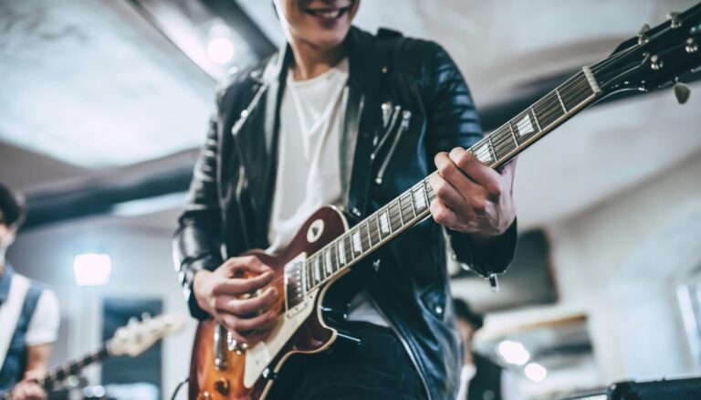 The 5 Best Guitarists of All Time – and What Makes Them Unique